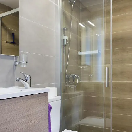 Apartment Minimalista Con Terraza, Wifi Y A 1 Minuto De La Playa - Es-279-4 *