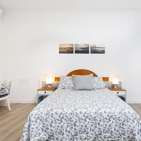 Apartment Minimalista Con Terraza, Wifi Y A 1 Minuto De La Playa - Es-279-4