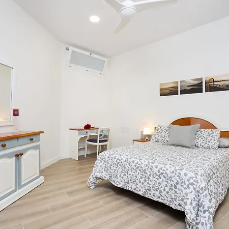 Lejlighed Minimalista Con Terraza, Wifi Y A 1 Minuto De La Playa - Es-279-4 *